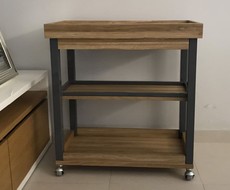 Тележка из дуба с металлическим корпусом 0311